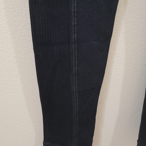 Gymshark Leggings - Picture 7 of 14